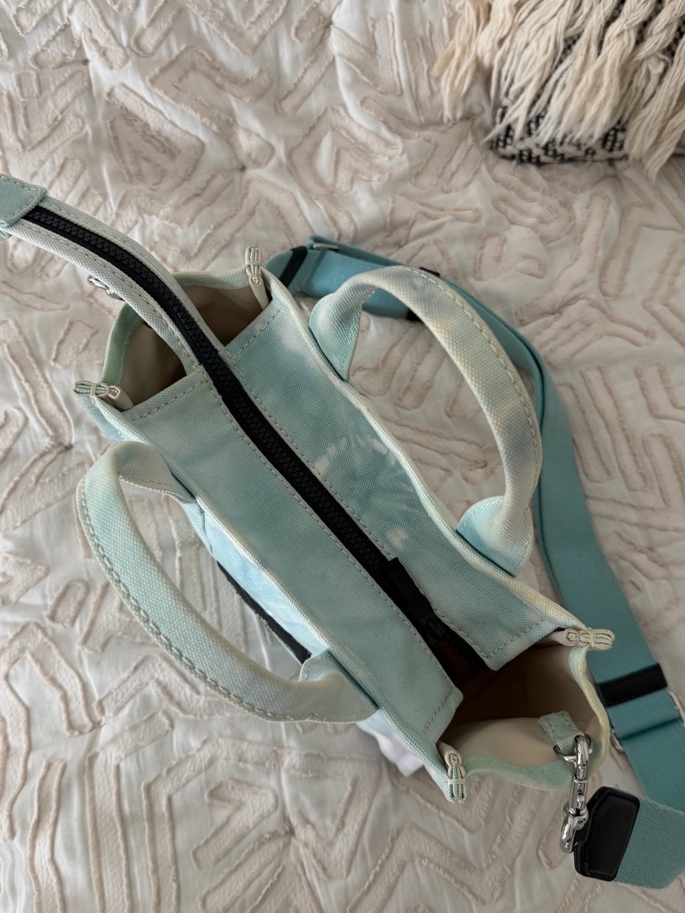 Marc Jacobs Mint Tie-Dye Canvas Tote Bag - Picture 3 of 4